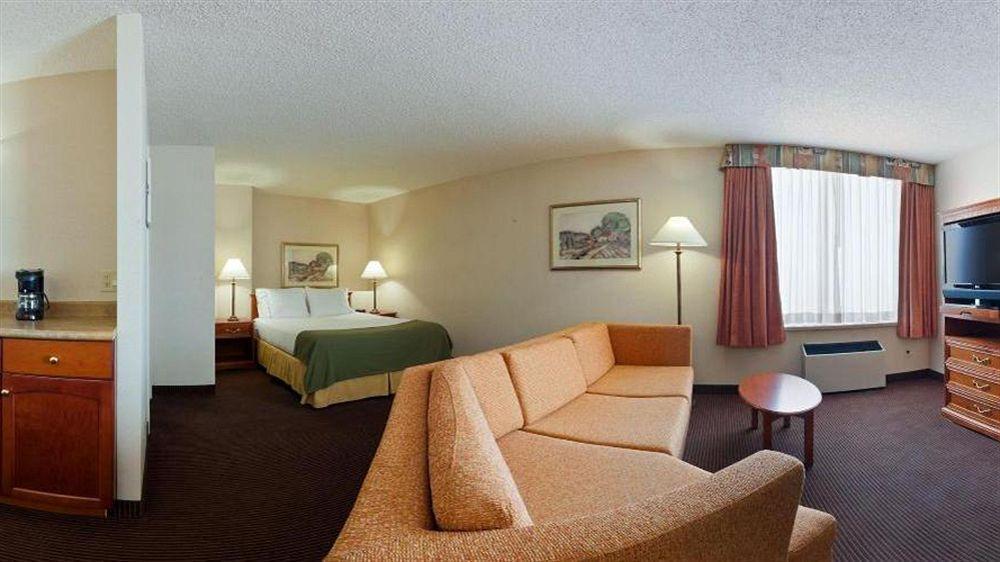 Quality Inn & Suites Regina Downtown מראה חיצוני תמונה