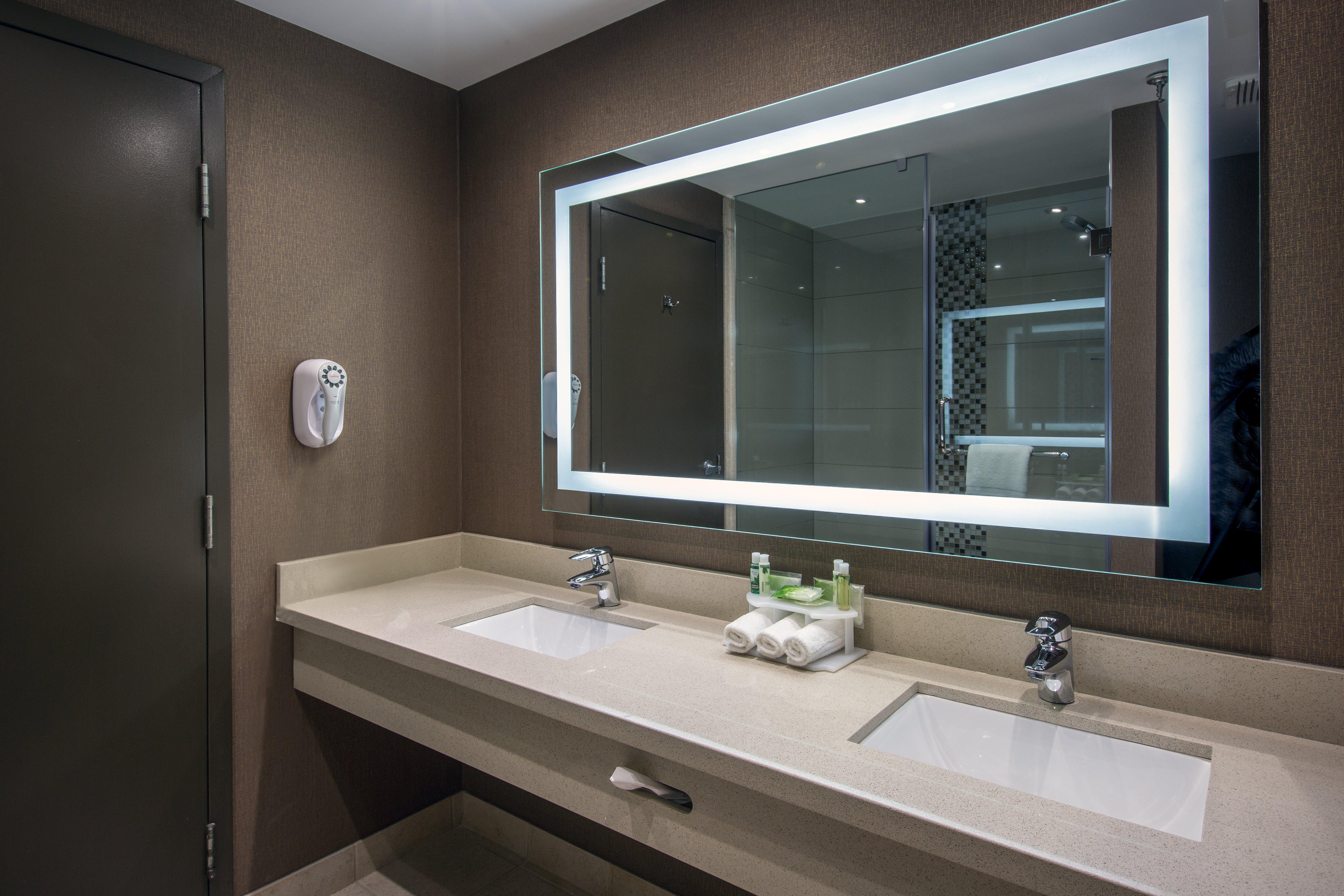 Quality Inn & Suites Regina Downtown מראה חיצוני תמונה