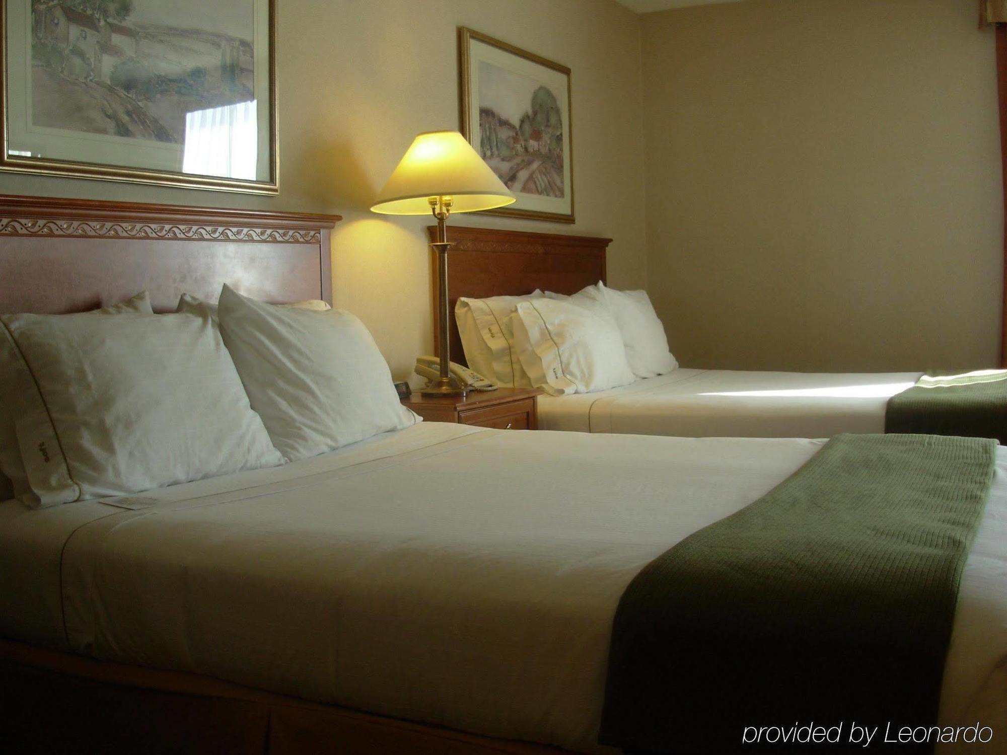 Quality Inn & Suites Regina Downtown מראה חיצוני תמונה